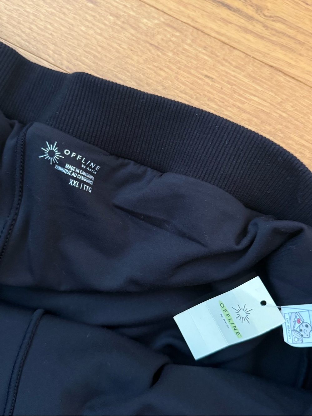 OFFLINE By Aerie Cloud Fleece Bubble Skort in True Black - Picture 4 of 4